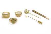 Lot 16 - Three assorted signet rings