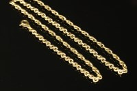 Lot 339 - An 18ct gold figure of eight link chain