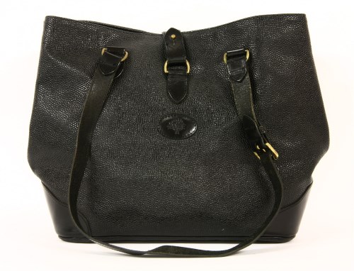 Lot 1033 - A Mulberry black pebbled leather shopper tote handbag