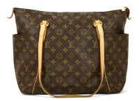 Lot 1232 - A Louis Vuitton 'Totally' tote handbag