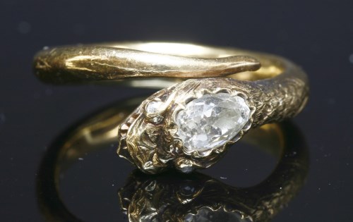 Lot 3 - A diamond set gold snake or serpent ring