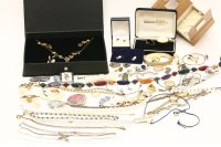 Lot 170 - A collection of costume jewellery