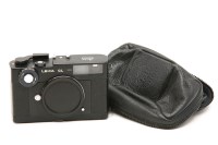 Lot 241 - A Leica CL camera