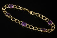 Lot 559 - A 9ct gold curb link bracelet