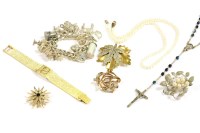 Lot 107 - A collection of costume jewellery