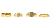 Lot 69 - A 22ct gold wedding ring