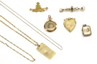 Lot 17 - A collection of gold jewellery
