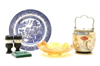 Lot 384 - A quantity of decorative china
