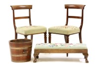 Lot 599 - A pair of sidechairs