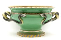 Lot 521 - A Minton style majolica urn