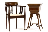 Lot 524 - An Edwardian mahogany sewing table