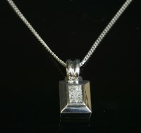 Lot 390 - An 18ct white gold