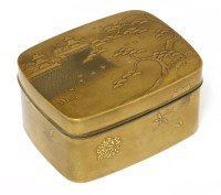 Lot 492 - A Japanese lacquered box