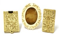 Lot 636 - A collection of three Chinese ivory carvings