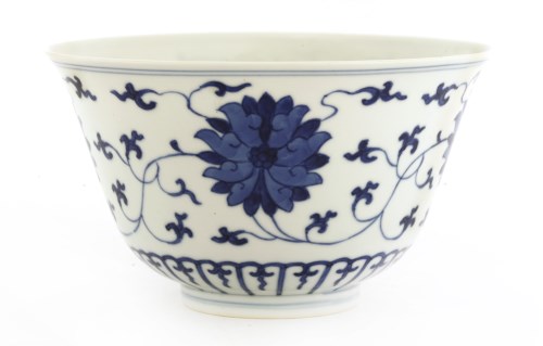 Lot 65 - A Chinese blue and white bowl