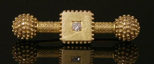 Lot 30 - A Victorian gold Etruscan Revival