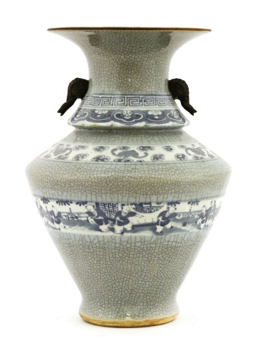 Lot 71 - A Chinese blue and white vase