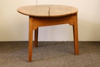 Lot 545 - A late 18th to early 19th century elm and fruitwood cricket table