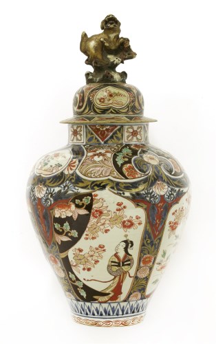 Lot 460 - A large Japanese Arita Imari jar and cover.
c.1720