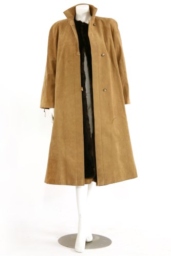 Lot 433 - A Cojana London tan suede mid-length coat