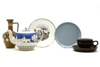 Lot 430 - A quantity of assorted ceramics