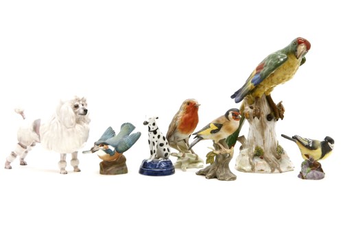 Lot 444 - A collection of ceramic animal figures
