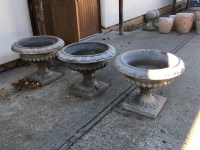 Lot 666 - A set of Sanford Stone garden urns