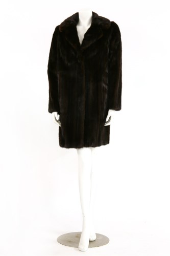 Lot 325 - A dark brown mink jacket with collar