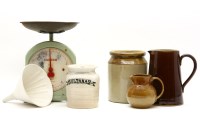 Lot 275 - A collection of Kitchenalia