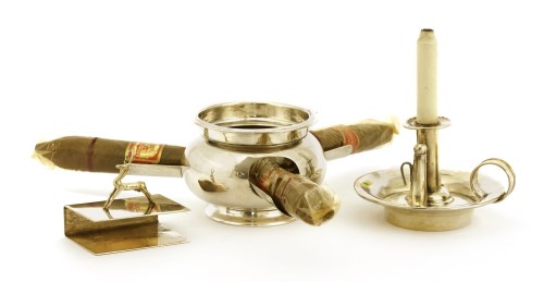 Lot 148 - A novelty silver Edwardian cigar lighter