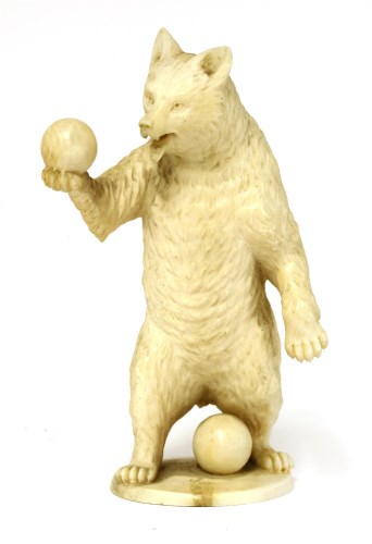 Lot 164 - A carved ivory figure of a bear
