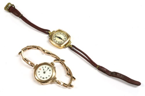 Lot 74 - A ladies 9ct gold mechanical watch