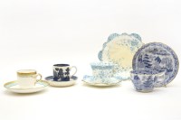 Lot 417 - A group of 18th century and later tea wares