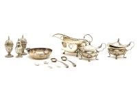 Lot 101 - A silver sauceboat