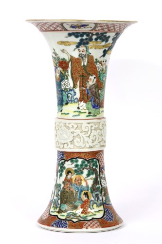Lot 480 - A large 20th Century Japanese Kutani vase