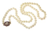 Lot 334 - A single row cultured pearl necklace