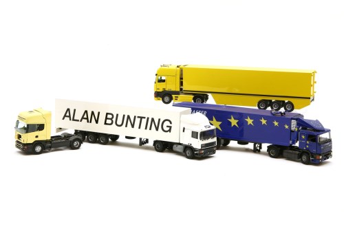 Lot 253 - A Tekno die cast model of a DAF 95 space cab and trailer