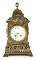 Lot 491 - A mantel clock