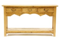 Lot 513 - Pine sideboard