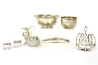 Lot 340 - A collection of silver items