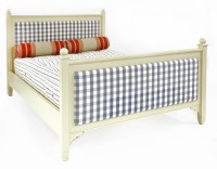 Lot 366 - A 'Neptune' 'Chichester' cream painted and blue gingham upholstered bed