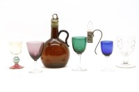 Lot 520 - A collection of mixed clear and coloured glassware