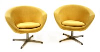 Lot 448 - A pair of tub chairs