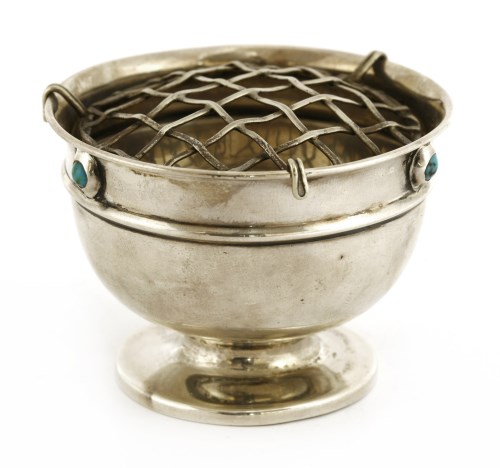 Lot 107 - A miniature silver rose bowl