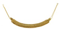 Lot 78 - An Indian high carat fringe centrepiece necklace