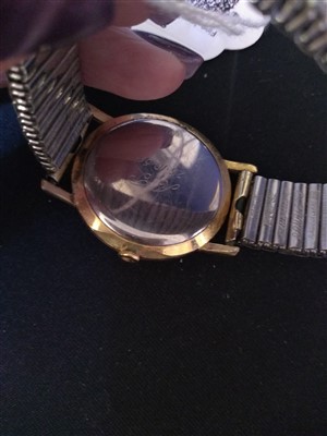 Lot 600 - A gentlemen's gold plated Tudor mechanical strap watch