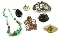 Lot 26 - A collection of jewellery and costume jewellery
