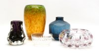 Lot 221 - A collection of glass
