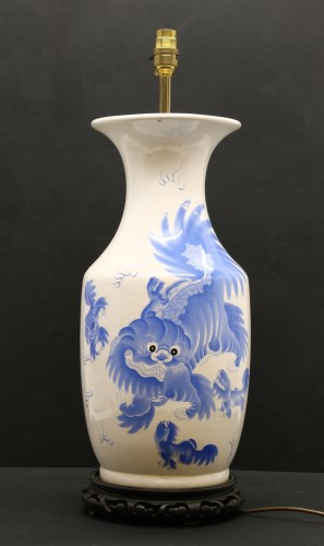 Lot 68 - A 20th century Chinese blue and white vase