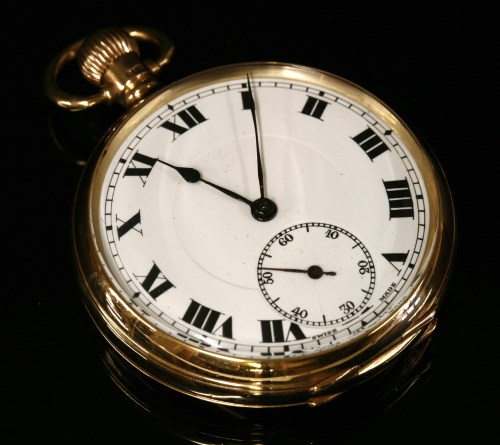 Lot 586 - A 9ct gold, top wind, open faced pocket watch